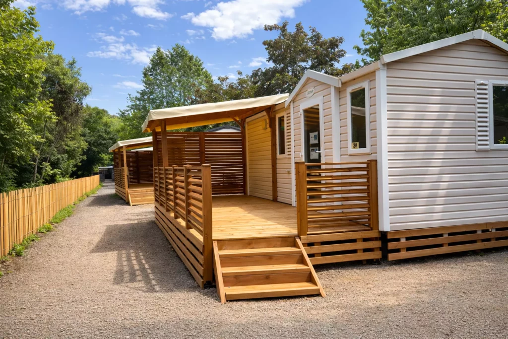 Sanitarisation de 45 mobilhome. MOE : Adeno